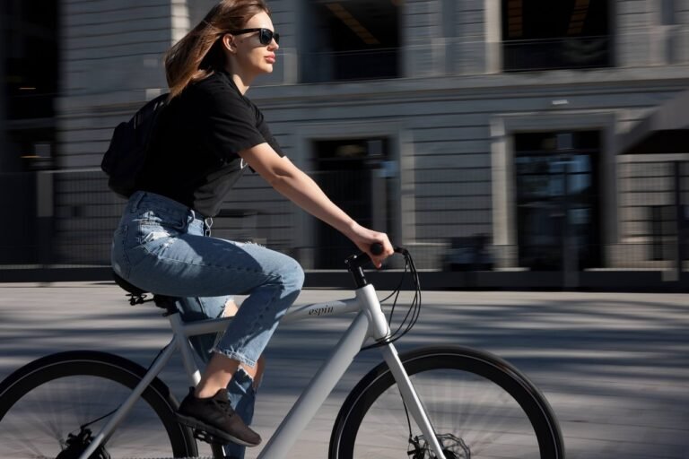 Investing in an Electric Bike: Are Ebikes Worth It for the Modern Commuter?